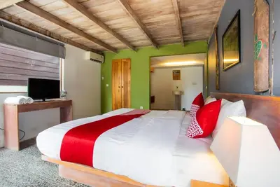 Image de Cabine privée en bois, style balinais classique à Nusa Dua