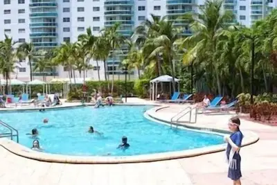 Image de Îles ensoleillées \/ plage \/ piscine \/ 6 couchages \/ WiFi \/ 52