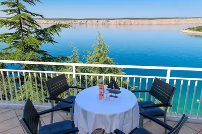 Image de Agréable appartement pour 4 personnes avec Wifi, climatisation, Tv et balcon