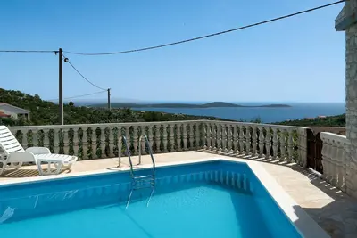 Image de Belle maison de vacances privée avec Wifi, piscine privée, climatisation, Tv, terrasse et parking