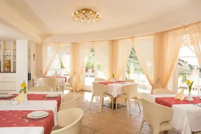 Image de Agréable appartement pour 3 personnes avec Wifi, piscine, Tv, terrasse, animaux admis et parking