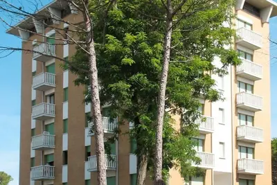 Image de Agréable appartement pour 6 personnes avec climatisation, Tv, balcon, animaux admis et parking