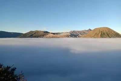 Image de Chambre twin près du bord avec vue sur le mont. Bromo