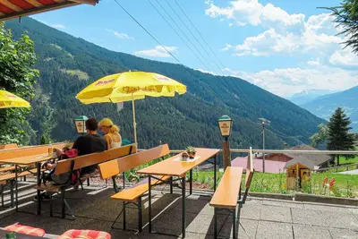 Image de Bel appartement pour 14 personnes avec Wifi, Tv, balcon et parking