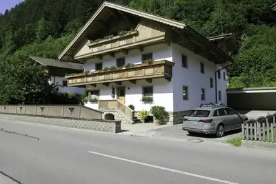 Image de Confortable appartement pour 4 personnes avec Wifi, Tv, terrasse et parking