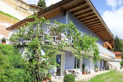 Bel appartement pour 4 personnes avec Wifi, Tv, terrasse et parking