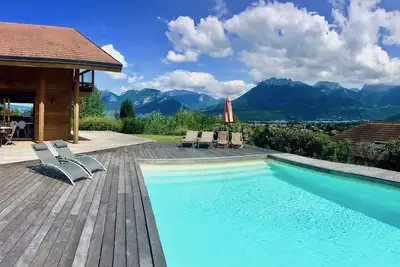 Image de Chez Besson Lac d'Annecy vue lac et montagnes