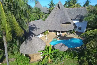 Image de Villa de luxe Ă Diani Beach avec piscine et chef