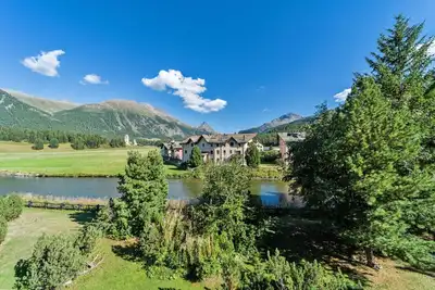 Image de Appartement de vacances Celerina \/ Schlarigna pour 6 personnes avec 3 chambres à coucher - Apparteme