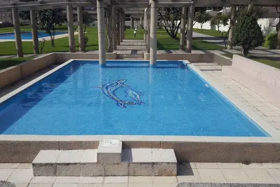 Image de Appartement avec Terrasse et Piscine pour 5 personnes à 10 km de Porto