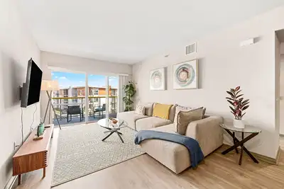 Image de 5 ★ Bright Spacious 1br apt W Ocean & Marina View ★