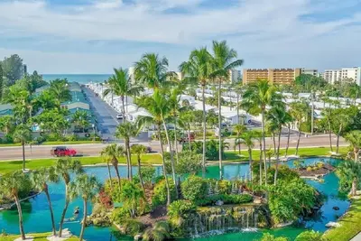 Image de Siesta Key Beach Condo w/pool, half mile to beach!