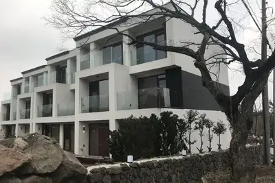 Image de Terrace Hill avec jardin extérieur