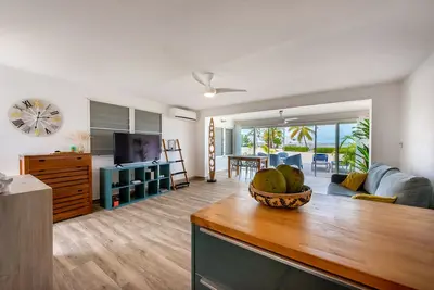 Image de Dolce appartement sur la plage de la Baie Nettle Nbbc