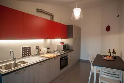 Image de Recently 3 bedroom restored 4th Floor Apartment Only Families with sea views