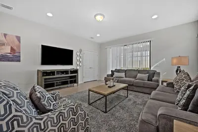 Image de Charme côté ouest | Maison avec piscine privée pouvant accueillir jusqu'à 14 personnes