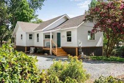 Image de Le cornouiller à Creektown Cottages