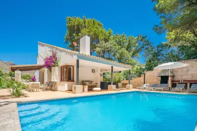 Image de Villa avec piscine privée à 450 mètres de la plage