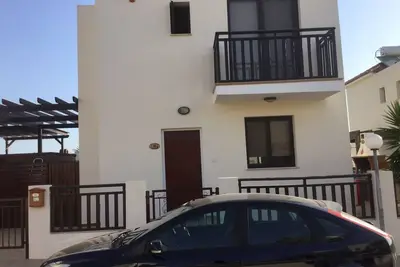 Image de Villa Delux de 3 chambres à Kapparis avec vue sur la plage dans une communauté fermée