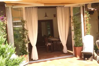 Image de Petite maison confortable avec jardin à Costa Smeralda