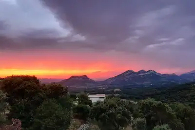 Image de Maison dans un village avec vue sur le grand site de France Conca d'Oru