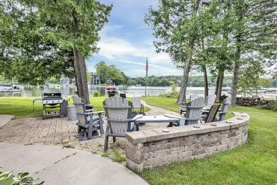 Image de Parfait pour la Ryder Cup - 19 miles à l'ouest sur le magnifique Crystal Lake