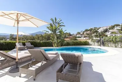 Image de Luxury Heated Pool Villa Jacuzzi Cinema Bbq Sunset