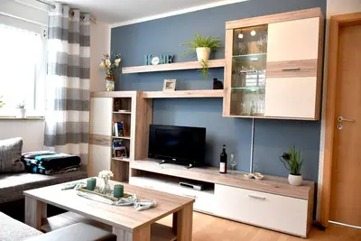 Image de Appartement joliment meublé (85 m²) avec terrasse et jardin