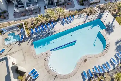 Image de Animaux acceptés, Wi-Fi gratuit, piscine chauffée, bain à remous, barbecue, patio, 32 mi. de Zions!