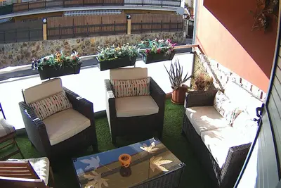 Image de Bel et spacieux appartement à louer avec terrasse et garage privé