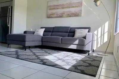 Image de ★ Vue sur le lac \"B\" ★ Lit king | 4 couchages | Stationnement | Bbq | Smart Tv