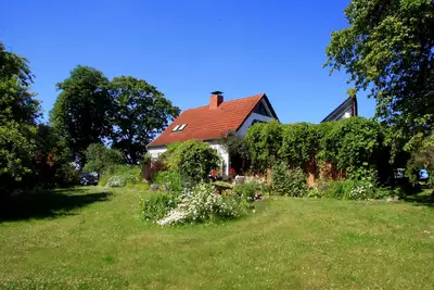 Image de Belle maison et joli jardin
