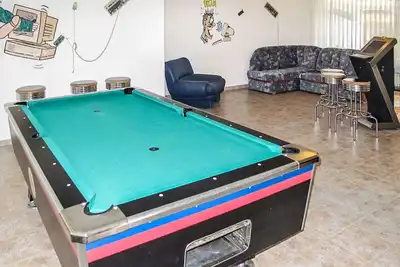 Image de Bel appartement dans une maison de vacances avec piscine, Tv, terrasse et parking