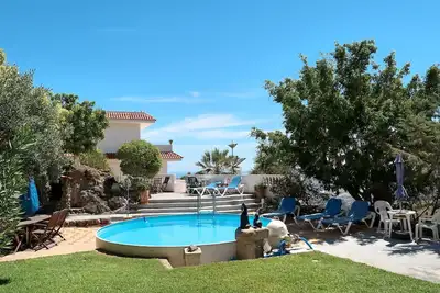 Image de Confortable appartement pour 2 personnes avec piscine, Wifi, Tv, terrasse et parking
