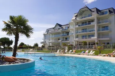 Image de Agréable appartement pour 6 personnes avec piscine, Wifi, terrasse, animaux admis et parking