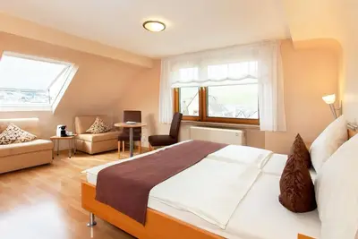 Image de Chambre double confort - Moselhotel Weiskopf