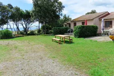 Image de Joli appartement dans une maison de vacances pour 2 personnes avec Wifi, terrasse et parking