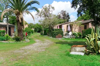 Image de Confortable appartement dans une maison de vacances avec Wifi, climatisation et terrasse