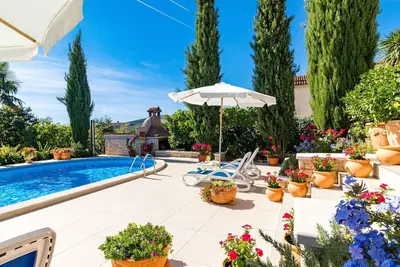 Image de Confortable appartement avec Wifi, climatisation, piscine, Tv, terrasse, animaux admis et parking