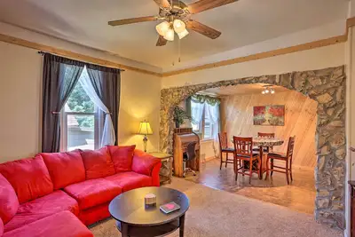 Image de Nouveau! Black Hills Cabin w / Deck, 3. 4 Mi to Deadwood