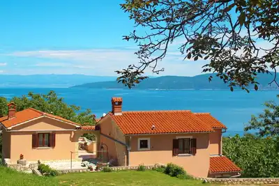 Image de Confortable appartement pour 3 personnes avec climatisation, Wifi, Tv, terrasse et parking