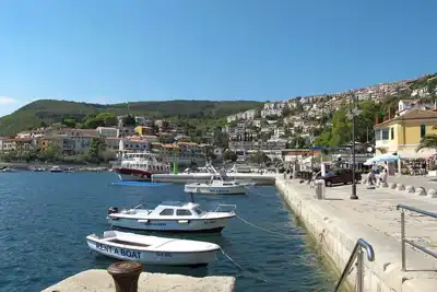 Agréable appartement pour 4 personnes avec climatisation, Wifi, Tv, terrasse et parking