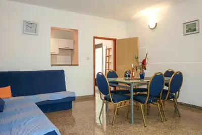 Image de Joli appartement dans une maison de vacances avec Wifi, Tv, terrasse, animaux admis et parking