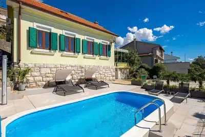 Image de Belle maison de vacances privée avec climatisation, piscine privée, Wifi, Tv, terrasse, parking