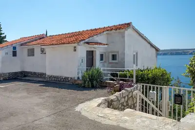 Image de Confortable appartement pour 4 personnes avec climatisation, Wifi, Tv et patio