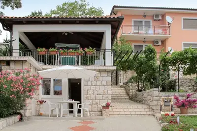 Image de Bel appartement pour 7 personnes avec climatisation, Wifi, Tv, terrasse, animaux admis et parking