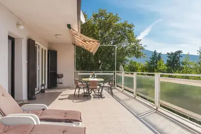Image de Bel appartement pour 6 personnes avec climatisation, Wifi, Tv, terrasse, animaux admis et parking