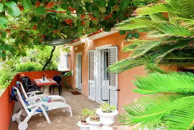 Image de Bel appartement pour 3 personnes avec Wifi, Tv, terrasse, animaux admis et parking