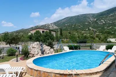 Image de Confortable appartement pour 8 personnes avec Wifi, climatisation, piscine, Tv, terrasse et parking