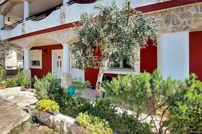 Image de Agréable appartement avec Wifi, climatisation, Tv, balcon, animaux admis et parking